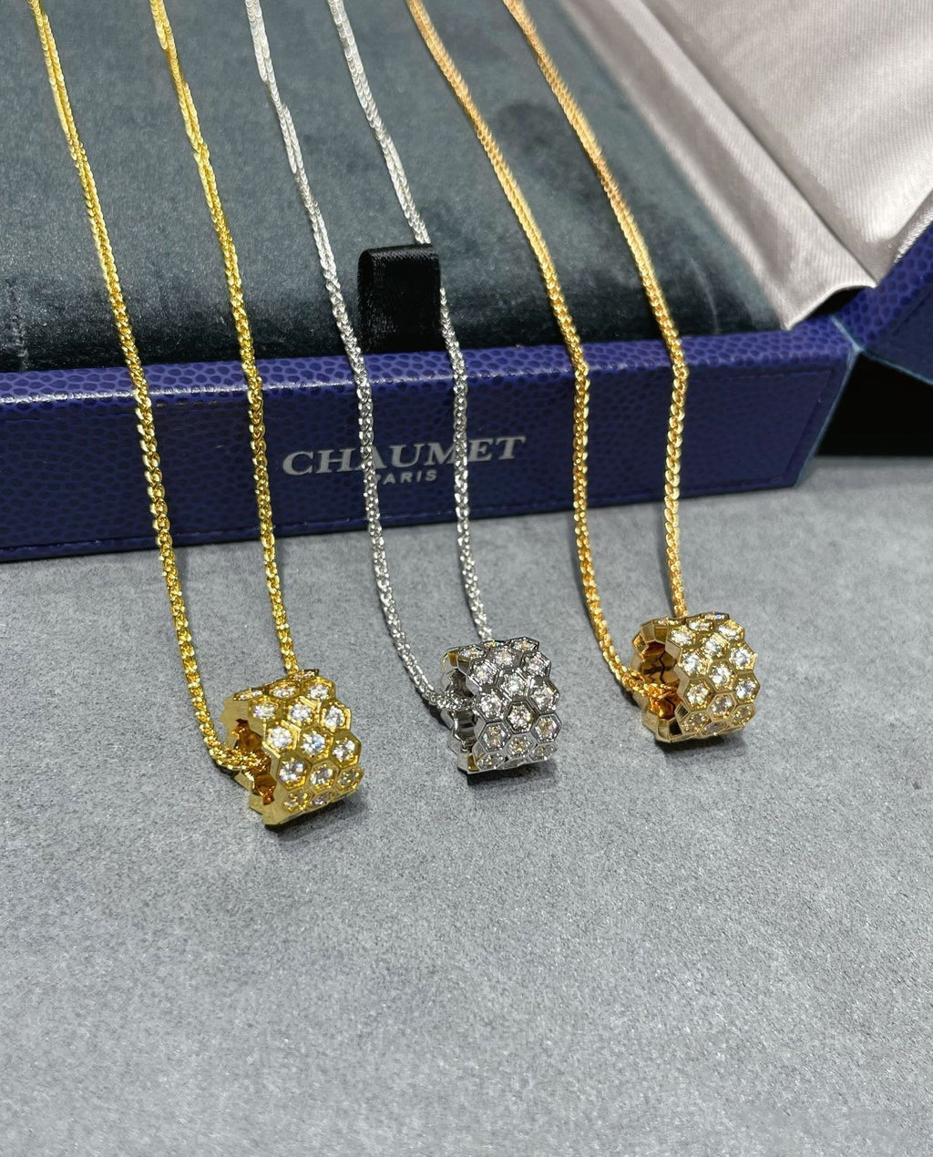 CHAUMET BEE LOVE DIAMOND PAVED 3 ROW NECKLACE