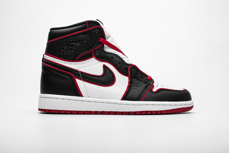 Jordan 1 High Bloodline Reps Sneaker 555088-062