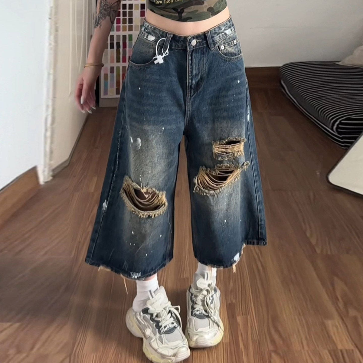 Vintage Distressed Washed Capri Denim Wide Leg Baggy Shorts
