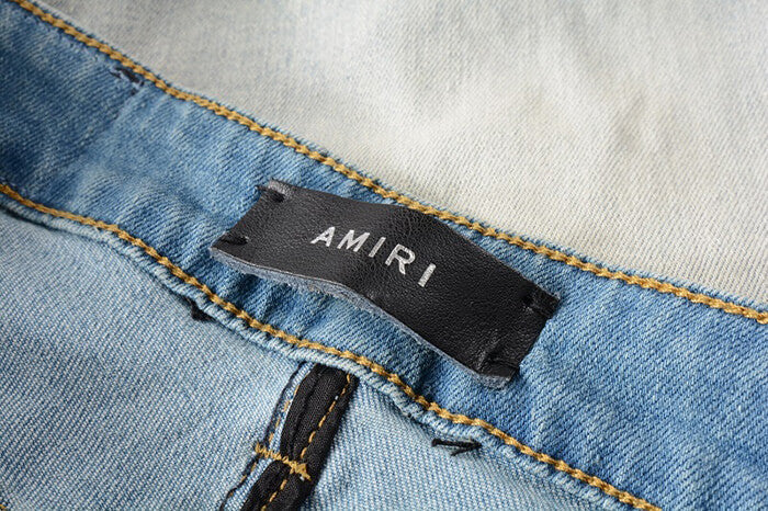 AMIRI #697 Jeans
