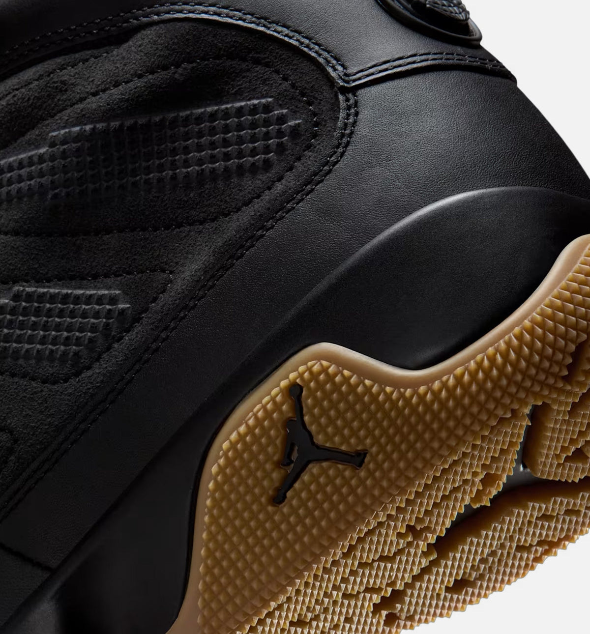 Air Jordan 9 Retro Men's Lifestyle Boot – Black/Gum Light Brown
