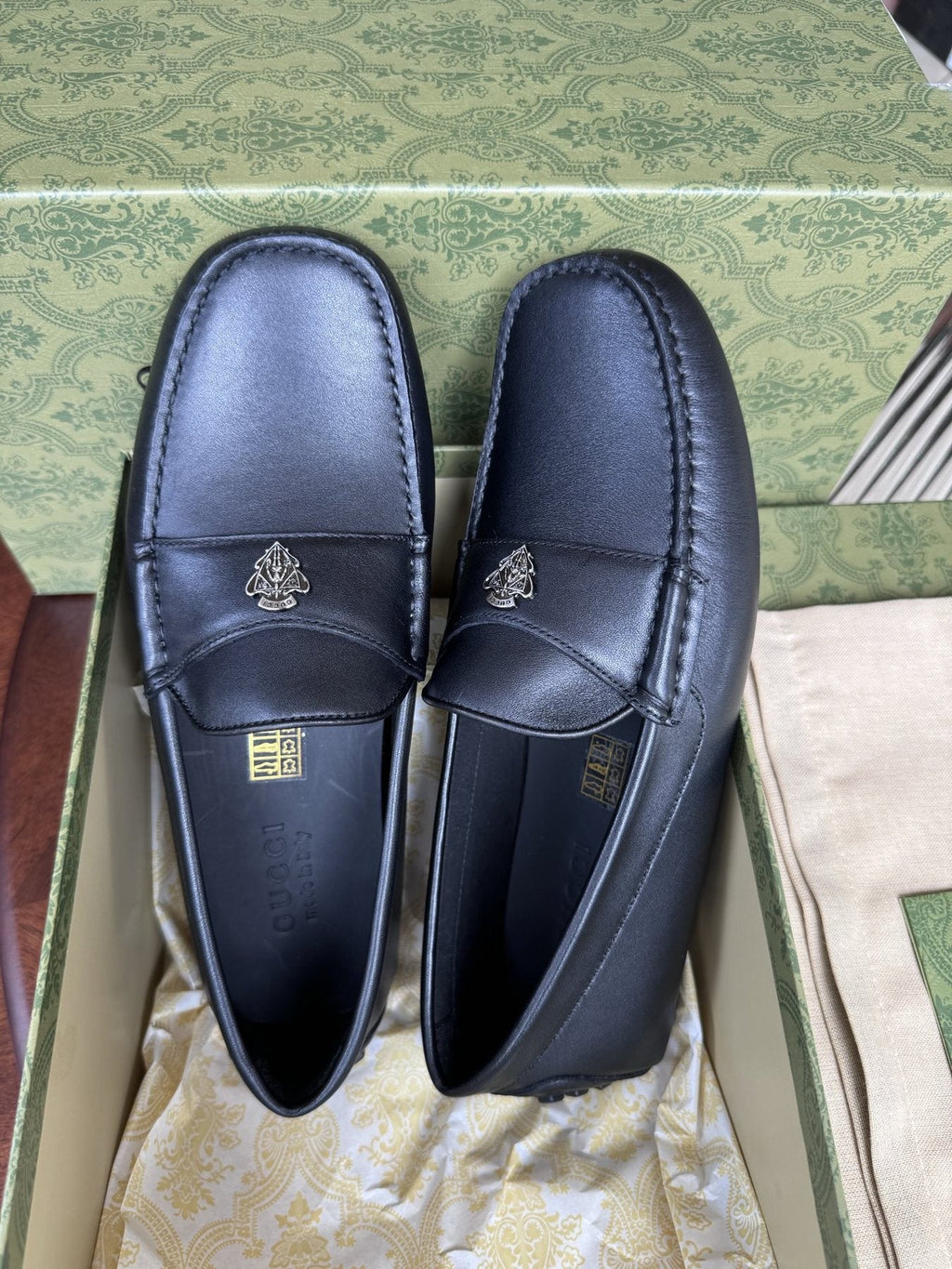 Gucci Black Bee Driving Loafers