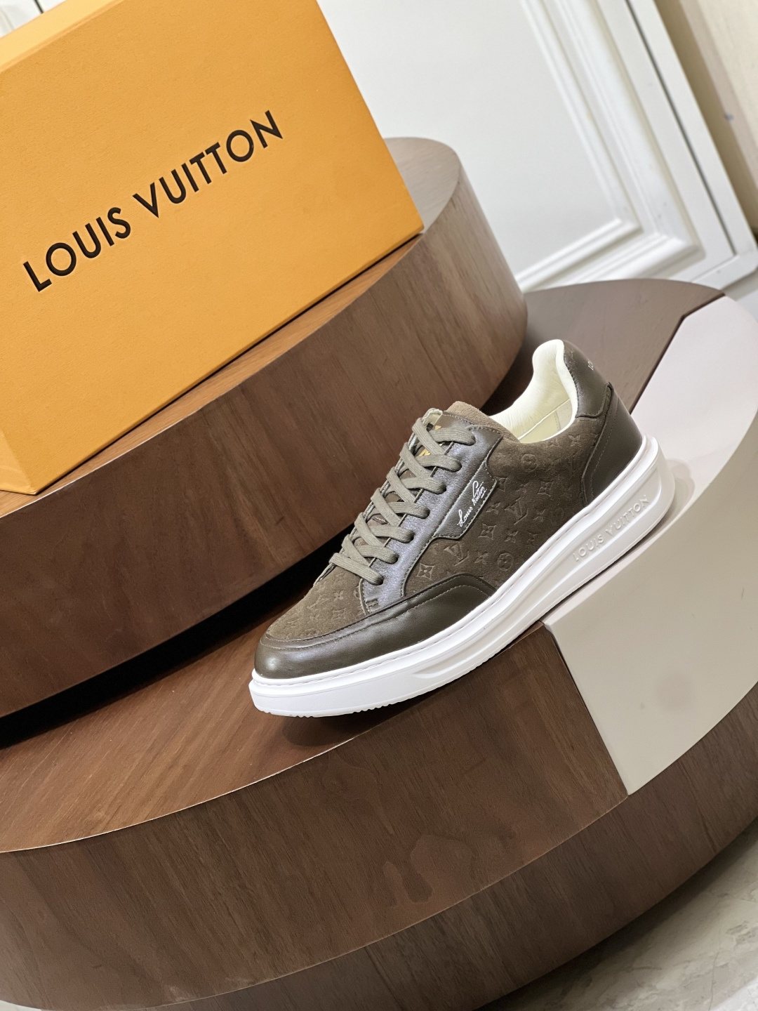 Louis Vuitton Olive Brown Patterned Low-Top Sneakers