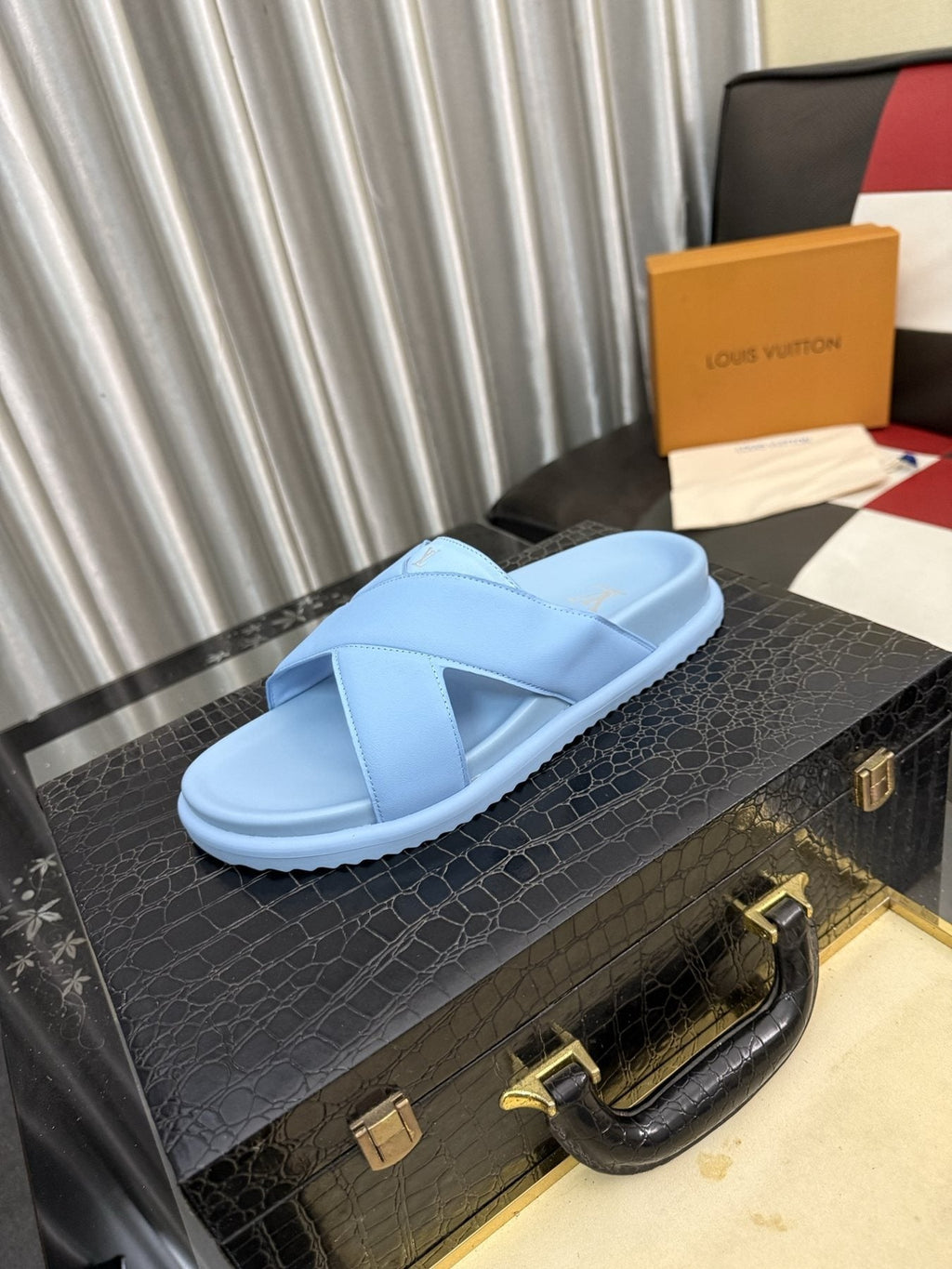 Louis Vuitton Crossover Slide Sandals - Open Toe